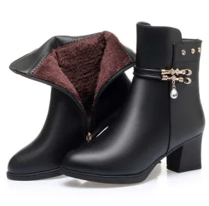 أحذية سميكة من الجلد الناعمThick soft leather shoes