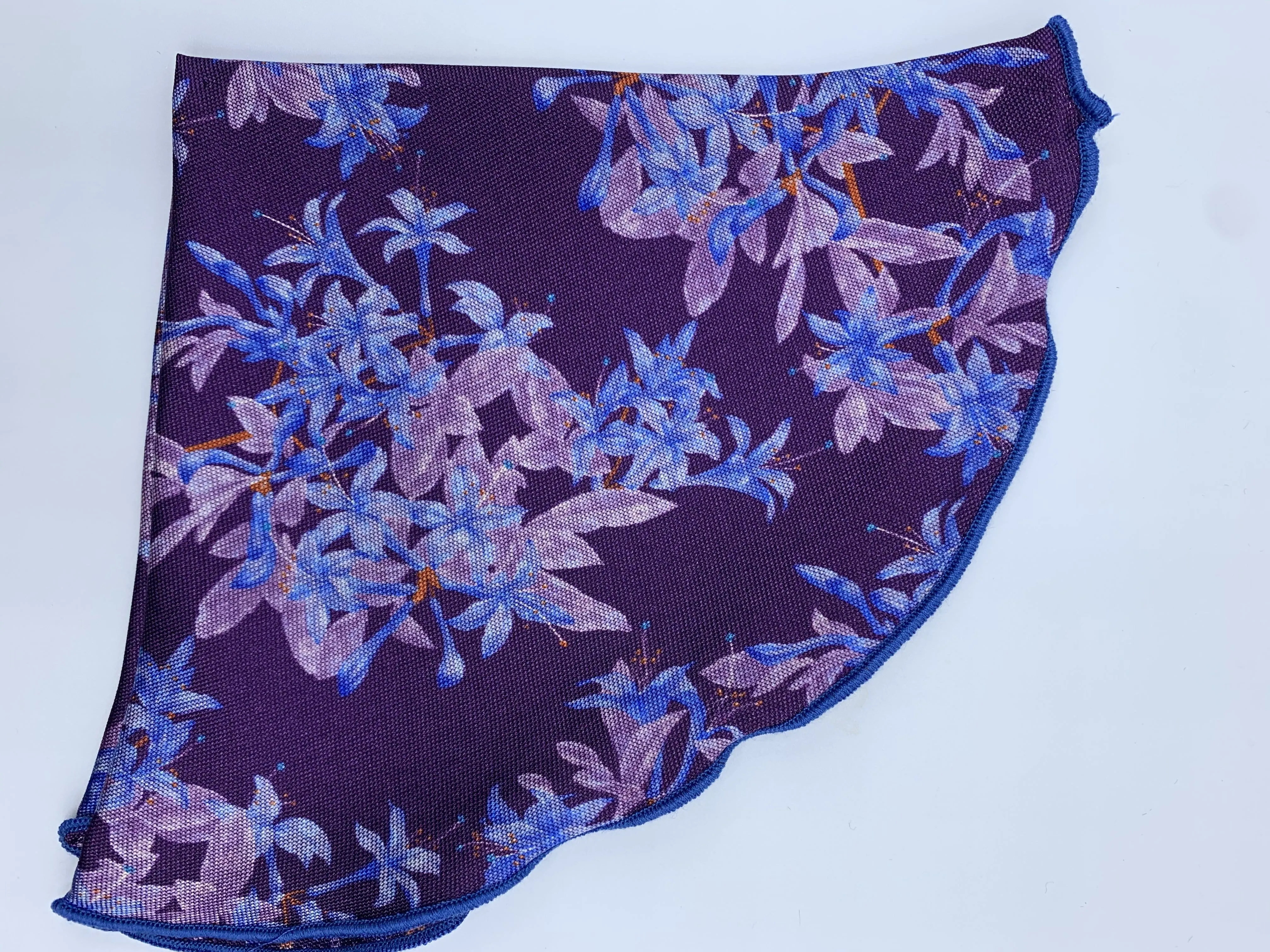 Dion Hand Stitched 100% Silk Pocket Round DR6061_02