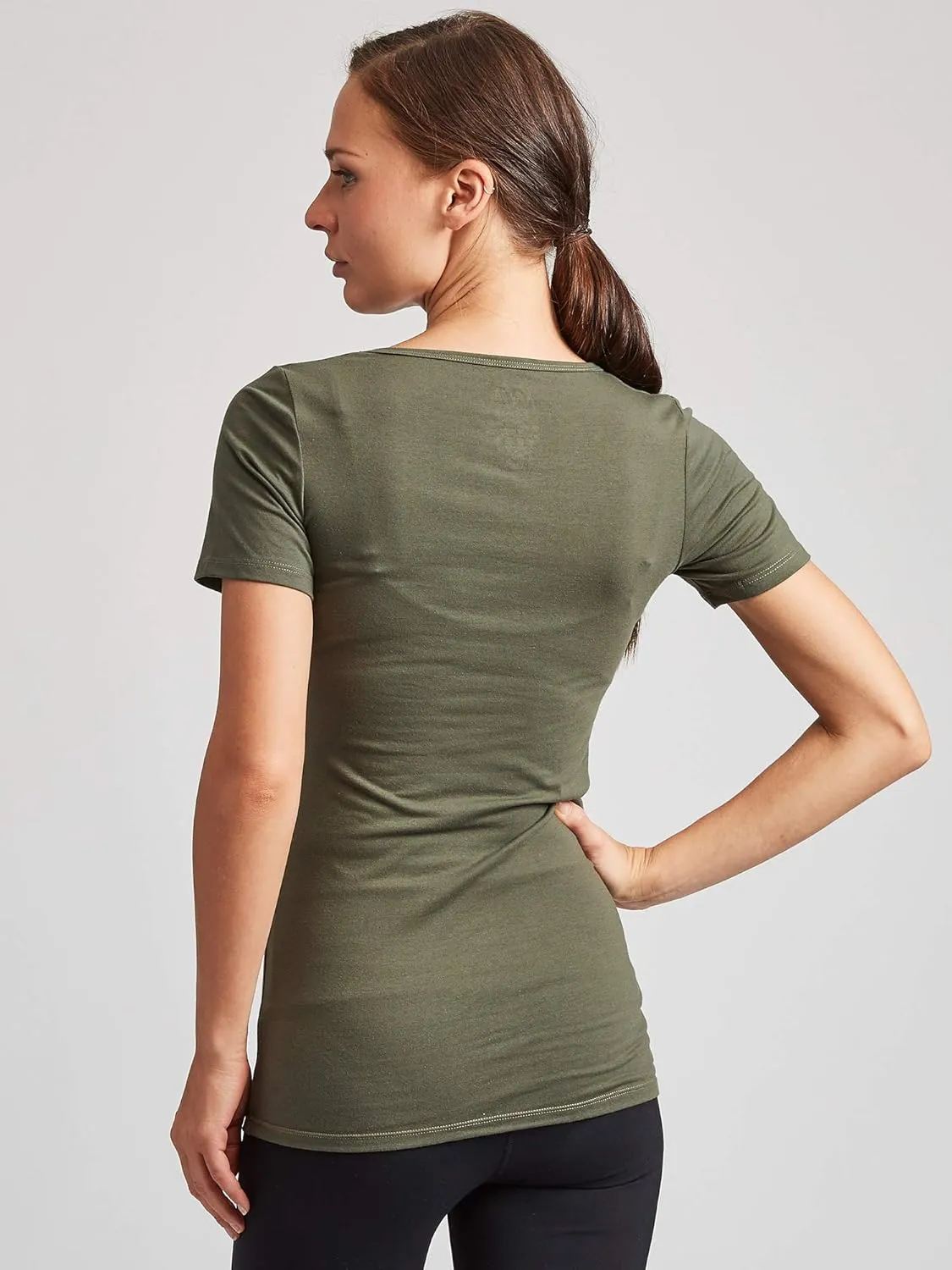 Kalon Women's 4-Pack V-Neck T-Shirt Base Layer