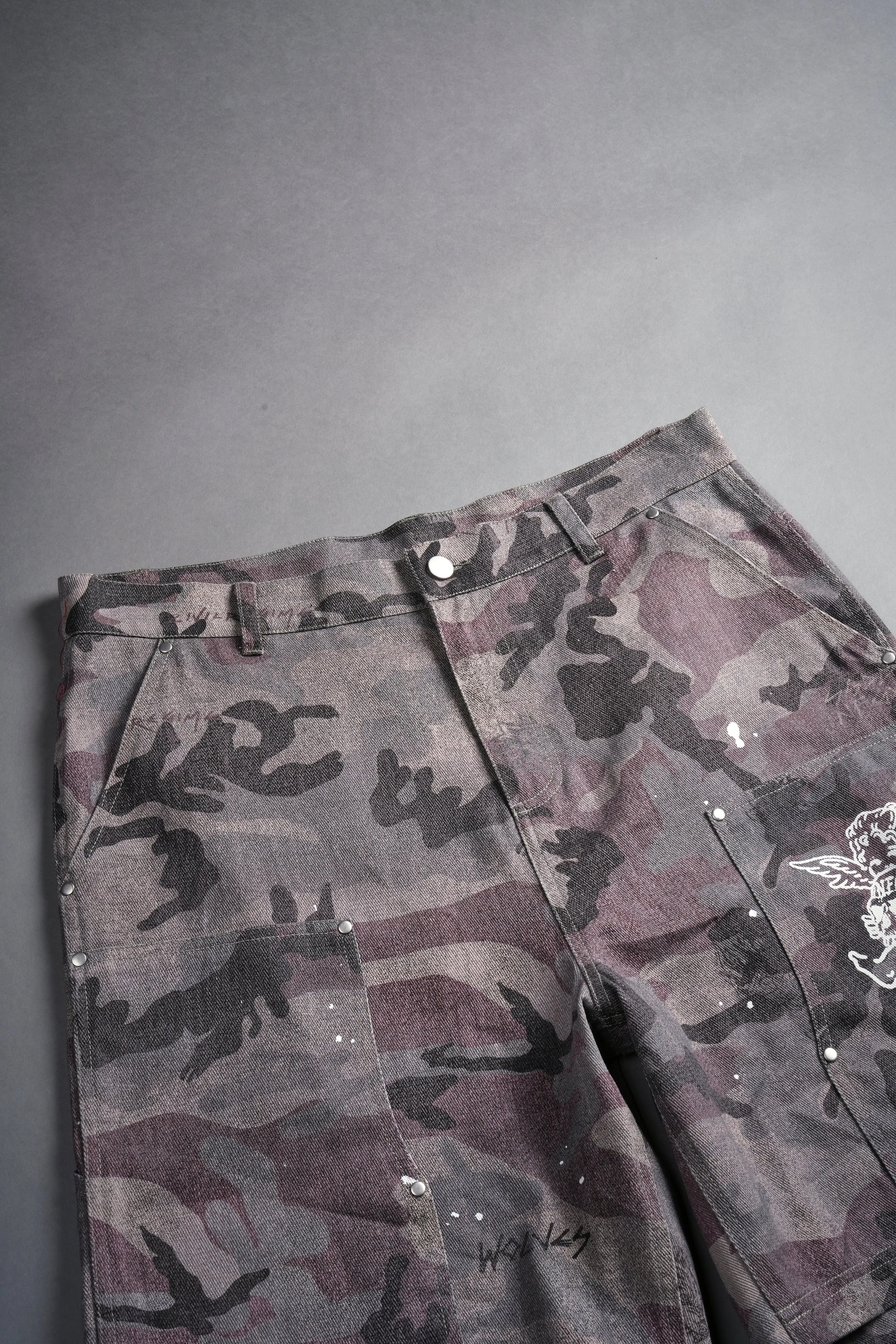 Wolf Rose Clark Utility Shorts in Blooming Woodland Camo