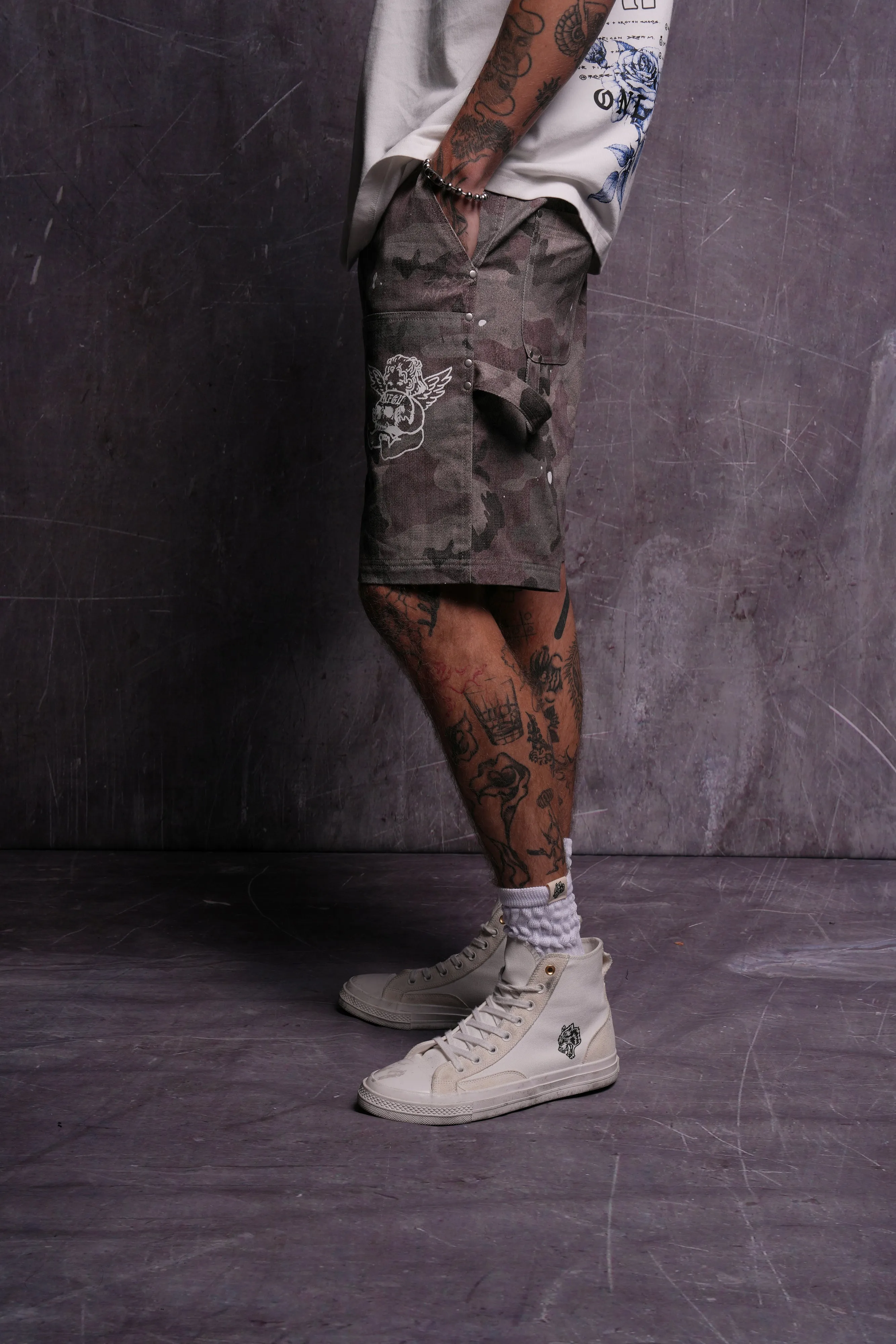 Wolf Rose Clark Utility Shorts in Blooming Woodland Camo