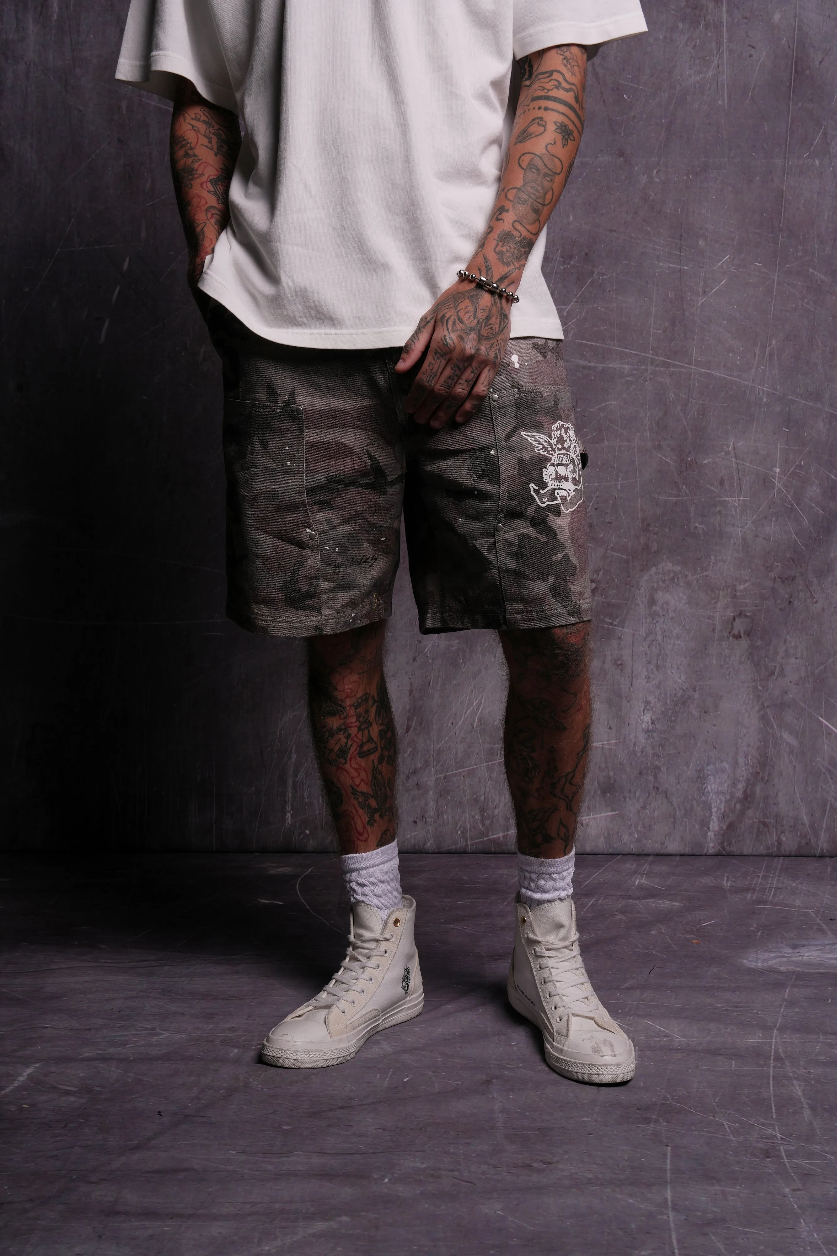 Wolf Rose Clark Utility Shorts in Blooming Woodland Camo